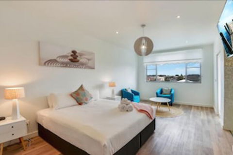 Magnificent Beach House - Events Australia 4