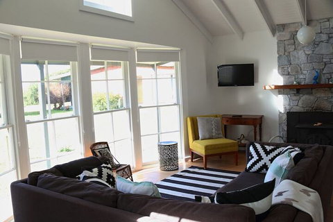 White Shell Cottage - Events Australia 2