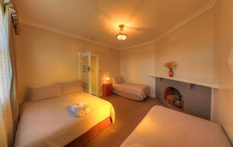 Grace's Spa Cottage - Events Australia 4