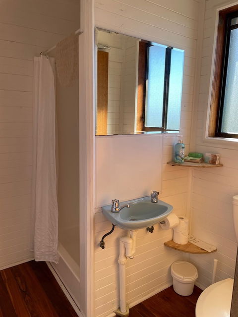 Seaview Holiday Park And  Hostel - Tourism Bookings 2