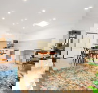 BOUTIQUE STAYS - Carlton Terrace - Events Australia