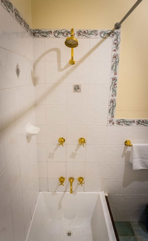 Whispering Pines Cottages - Accommodation Europe 0