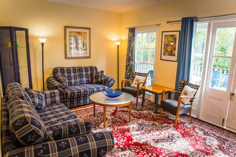 Whispering Pines Cottages - Accommodation Europe 1