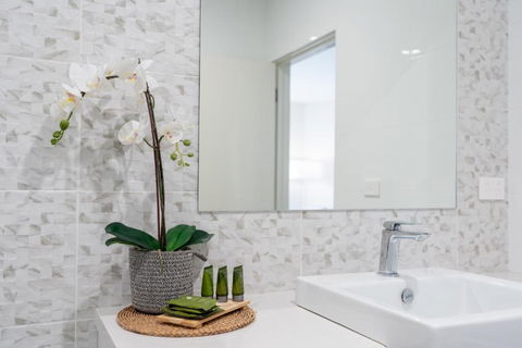 CENTRAL NO 5 LUXURY APARTMENT - Events Australia 4