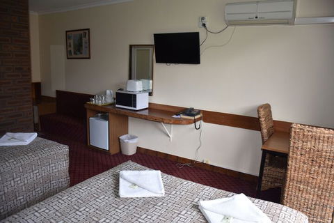 Valley Views Motel & Chalets - Events Australia 4