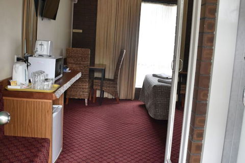 Valley Views Motel & Chalets - Events Australia 6