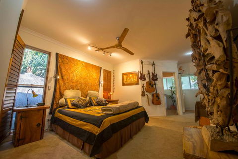 The Tree House. Treetop Living Near The Ocean Coolum Beach QLD Australia - Events Australia 5