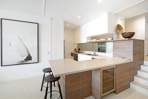 Mariner Point U2 - Events Australia 2