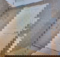 Cute Cottage on Cain - Events Australia