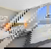 Holiday Holiday - H Residence Apartments - Events Australia