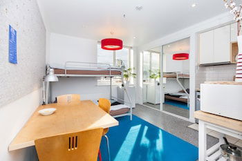 HENRIETTA, Carlton Studio Apartment - Events Australia 0