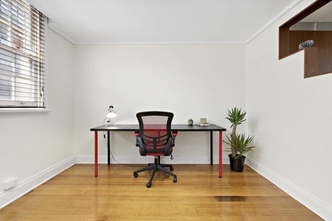 HELENA, 2BDR Fitzroy House - Events Australia 0