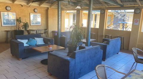 Horse And Jockey Hotel Motel - Events Australia 0