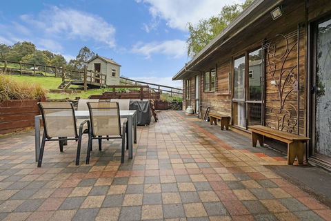 Mole Creek Cabins - Events Australia 4