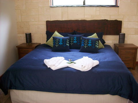 Silversprings Cottages - Tourism Bookings 3