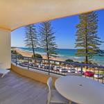 Coolum Baywatch Luxury Style Penthouse Linen Included WIFI 500 Bond - Tourism Bookings 0