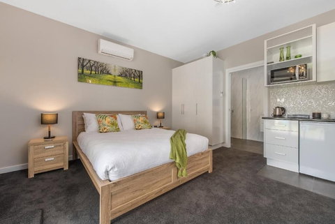 The Wellington Bed & Breakfast - Events Australia 5