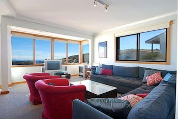 Lawlers 19 - Events Australia 1