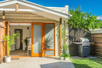 Half Moon Cottage - Events Australia 4