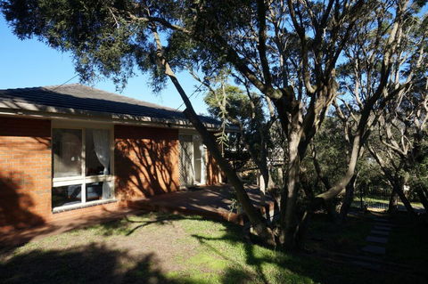 Tussock Sands - Accommodation Europe 6