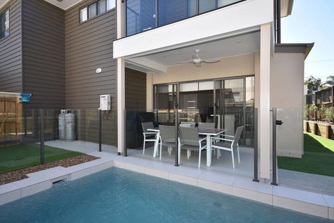 Holiday With A View Lowry Street - Events Australia 2