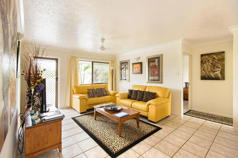 Marcol Place Holiday Apartments - Tourism Bookings 3