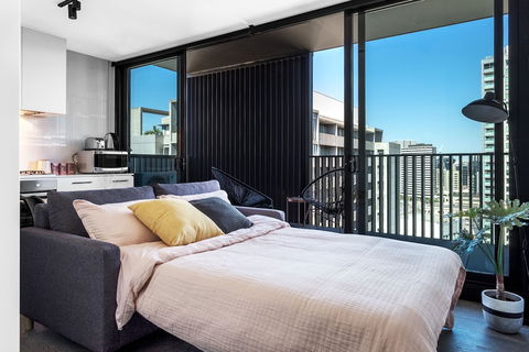 Roomerang At Coventry Haus 18 - Events Australia 1