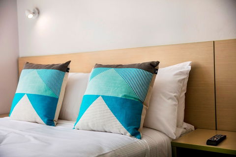 Nightcap At Caringbah Hotel - Events Australia 4