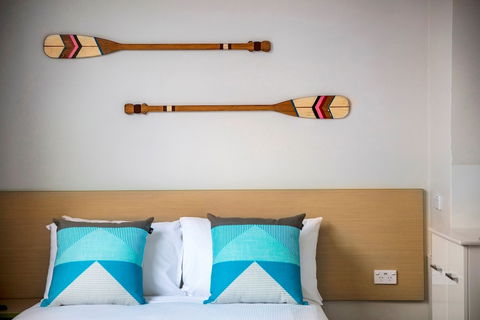 Nightcap At Caringbah Hotel - Events Australia 1