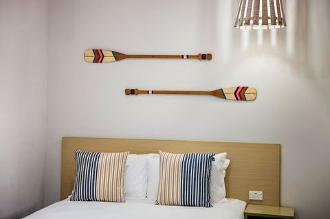 Nightcap At Caringbah Hotel - Events Australia 0