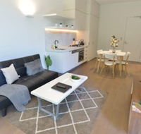 Spacious Cosy Bedroom Suite  Large Balcony - Events Australia