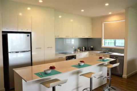 Western Breeze - Accommodation Europe 0