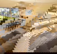 Pelican Perch Retreat - Events Australia