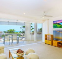 Azura Ocean View Holiday Apartment - Events Australia