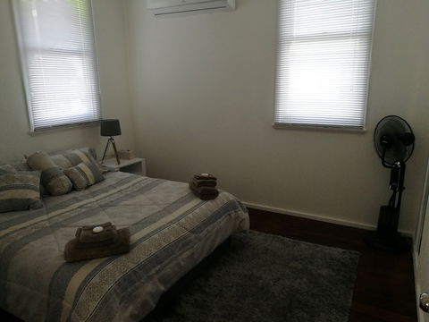 Lake Tyrrell Accommodation Sea Lake - Events Australia 5