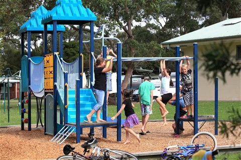 Holiday Haven Swan Lake - Events Australia 4