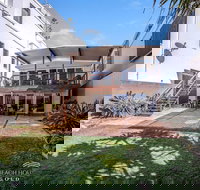 True Beachfront Beach House - Events Australia