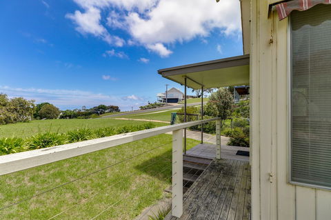 Stradbroke - Accommodation Europe 1