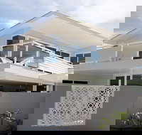 Paddle on Seven Mile Lennox Head - Events Australia