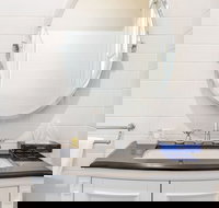 Grandview Accommodation - The Flaxley Apartments - Events Australia