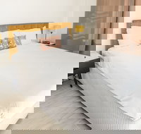 Manly 2 Stay Holiday Apartments - Events Australia