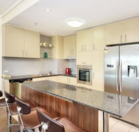 Beachfront Resort 2 Bedroom High Floor - Events Australia