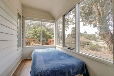 Halcyon - Accommodation Europe 6