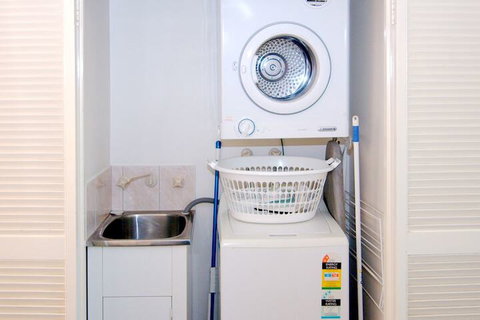 Cable Beach Apartments - Events Australia 4