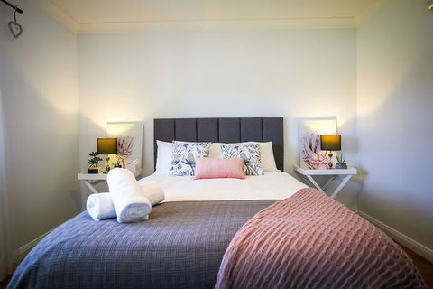 Dell Lee Cottage - Events Australia 2