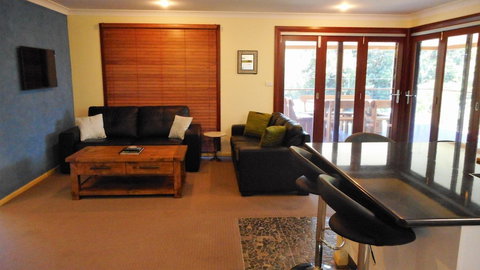 Lees By The Sea At South West Rocks - Events Australia 1