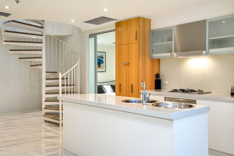 Glenelg Skyline Beachfront Penthouse, Adelaide - Events Australia 2