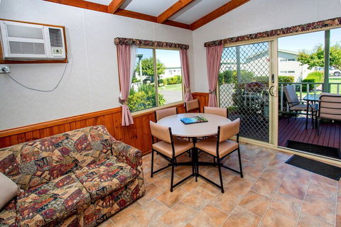 BIG4 NRMA Warrnambool Riverside Holiday Park - Accommodation Europe 4
