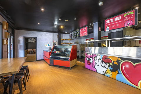 Nightcap At The Charles Hotel - Events Australia 4