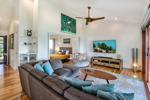 Heliconia 10 Newly Renovated House - Events Australia 5